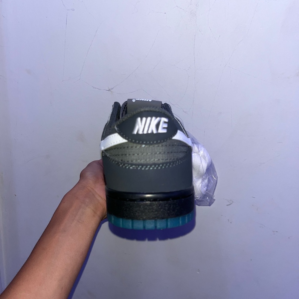 Men’s dunks - Picture 3 of 5
